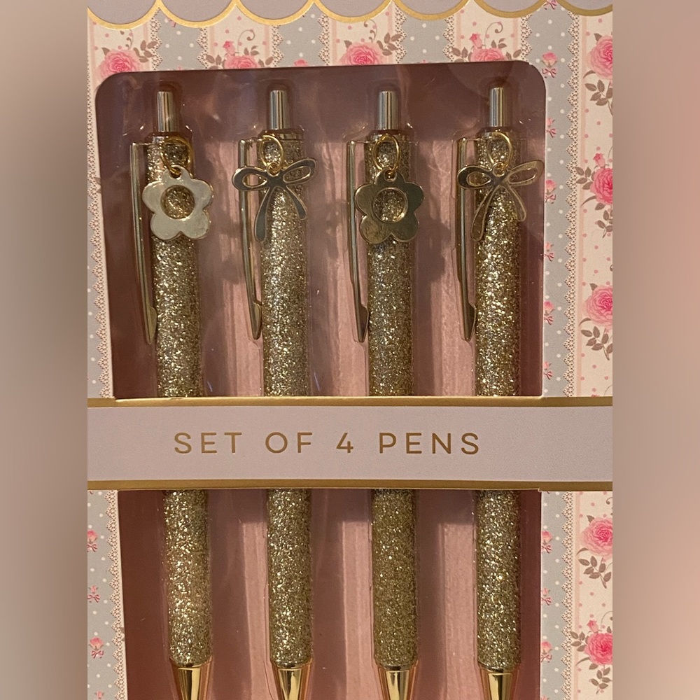 Gold Glitter Pen Set with Charms  set of 4  new in box - Picture 2 of 3
